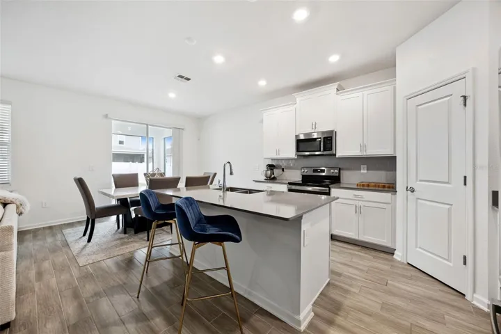 Breakfast Bar