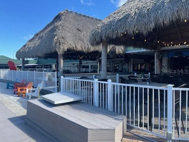 Tarpon Bay Tiki Bar & Grill