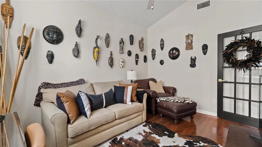 Bedroom 4/Den