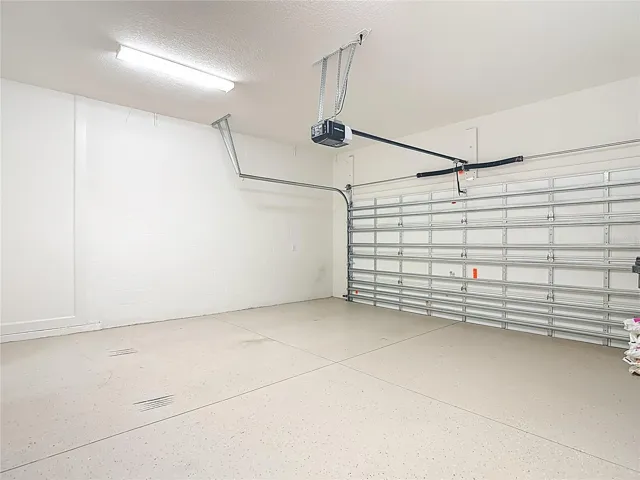 Epoxy floor in the garage