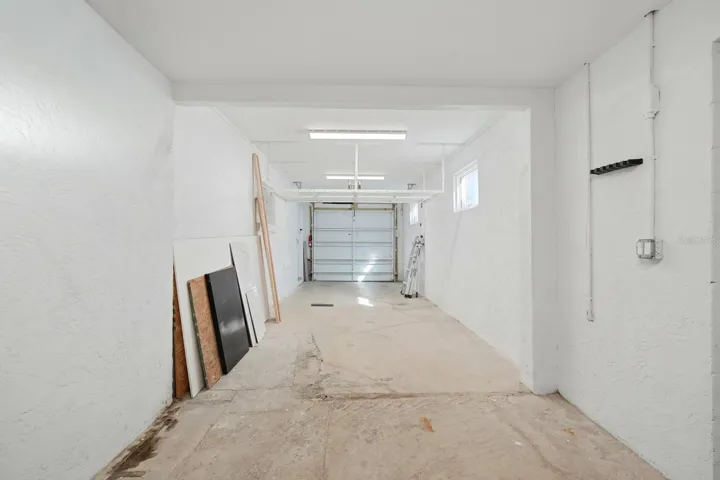Garage for 2 cars
