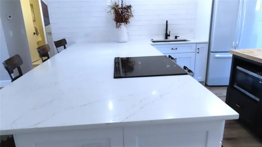 Beautiful Quartz Counter Tops