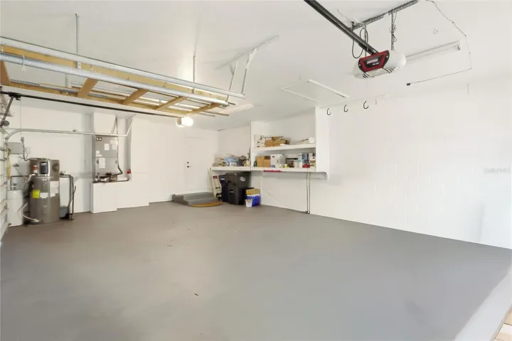 3-car Garage