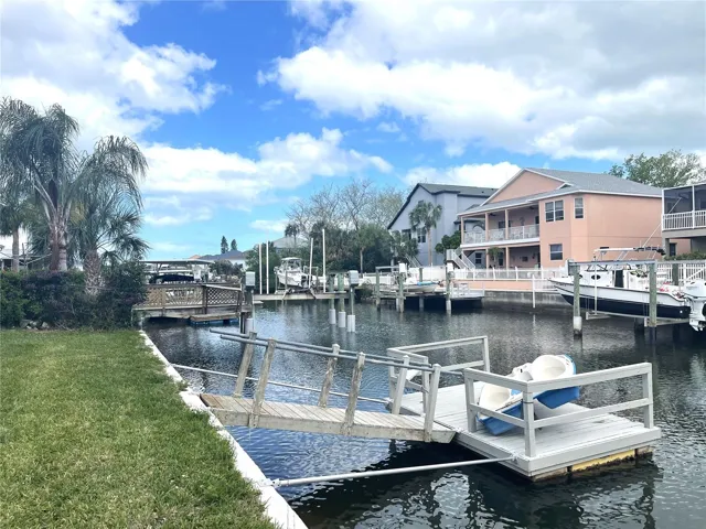waterfront canaL