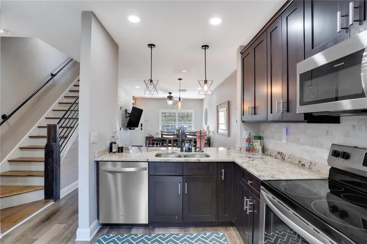 Stainless appliances