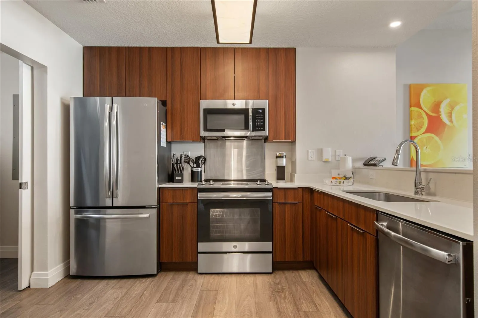 Spacious Kitchen