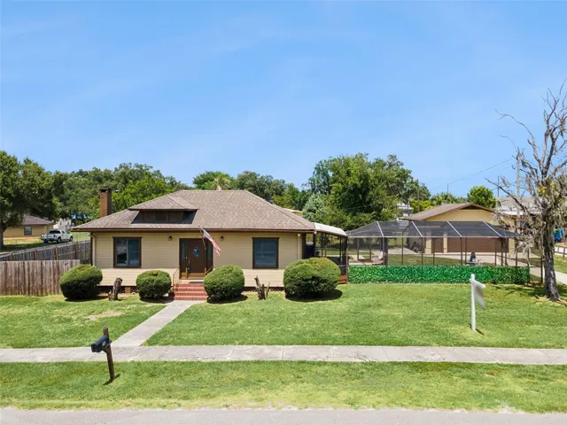 Welcome to 116 W Arborvitae Lane