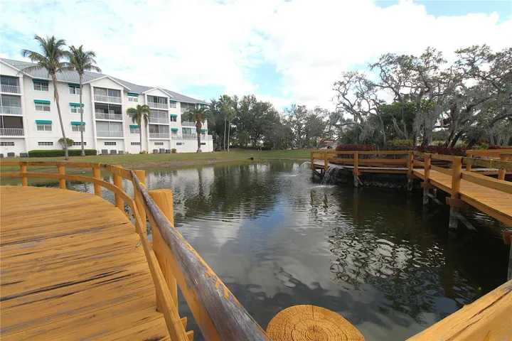 Dock