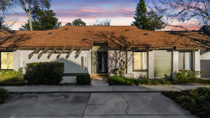 Exterior Front Virtual Twilight version