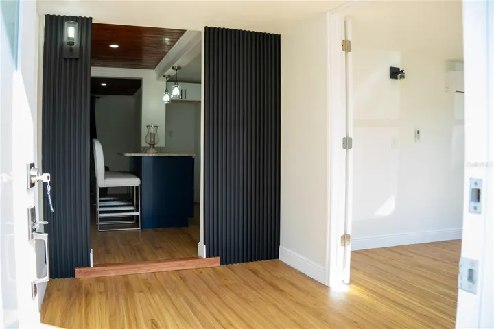 Bonous Room