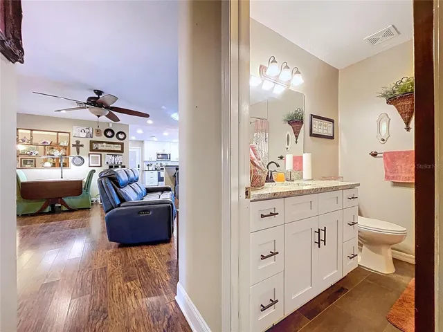 Beautifully Renovated Hall Bath