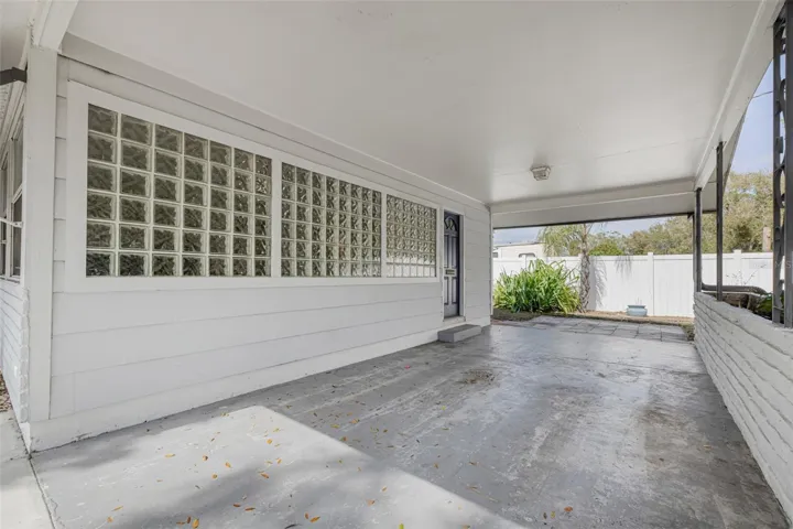 Carport