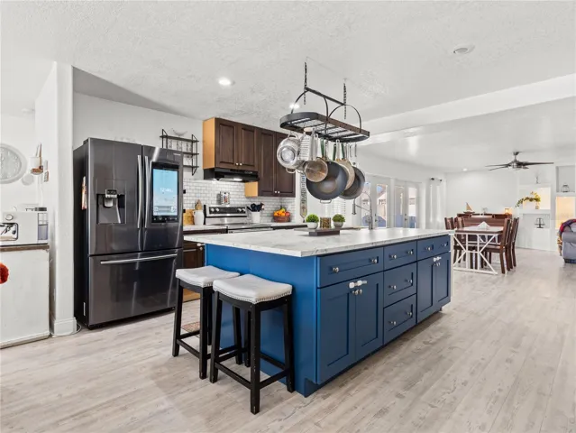 KITCHEN OVERVIEW