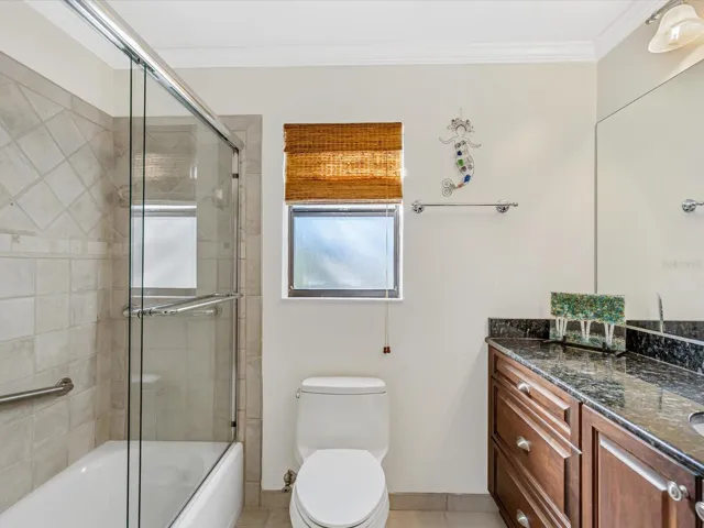 2nd Full Bathroom