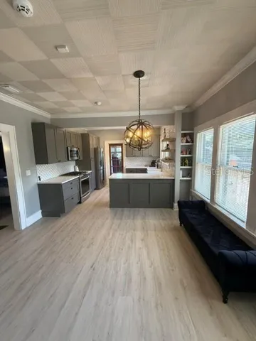New floors dinning