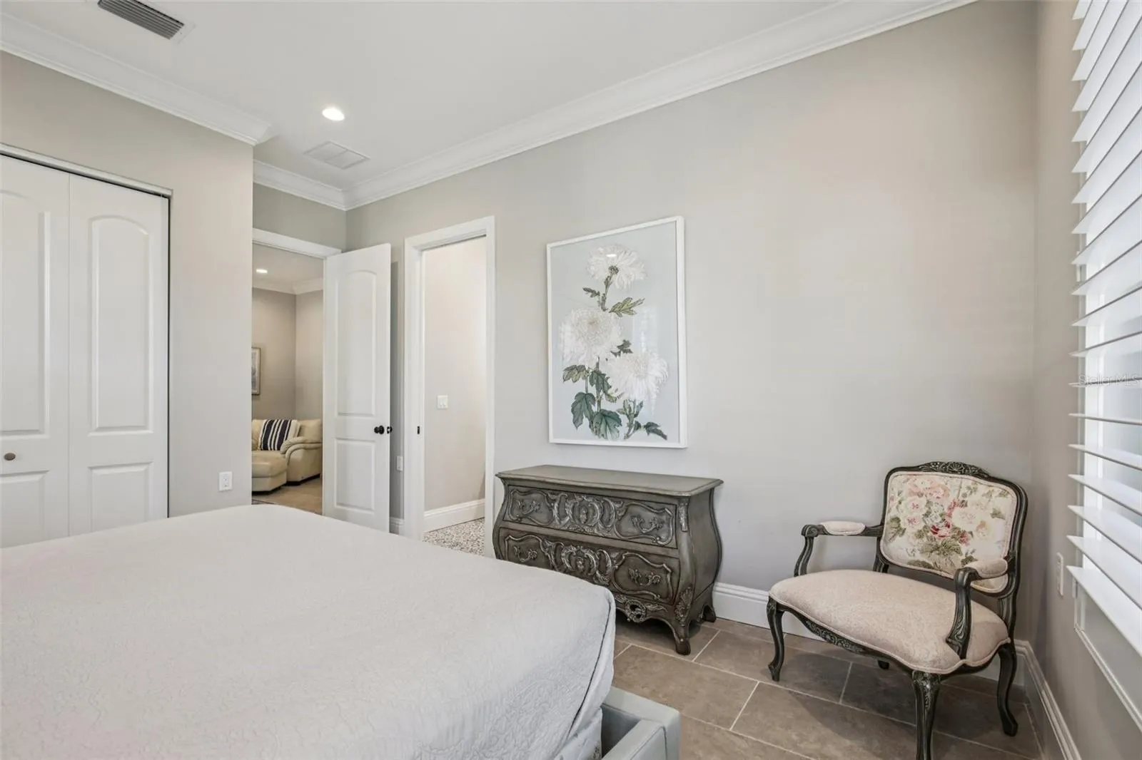 Guest bedroom with sitting area