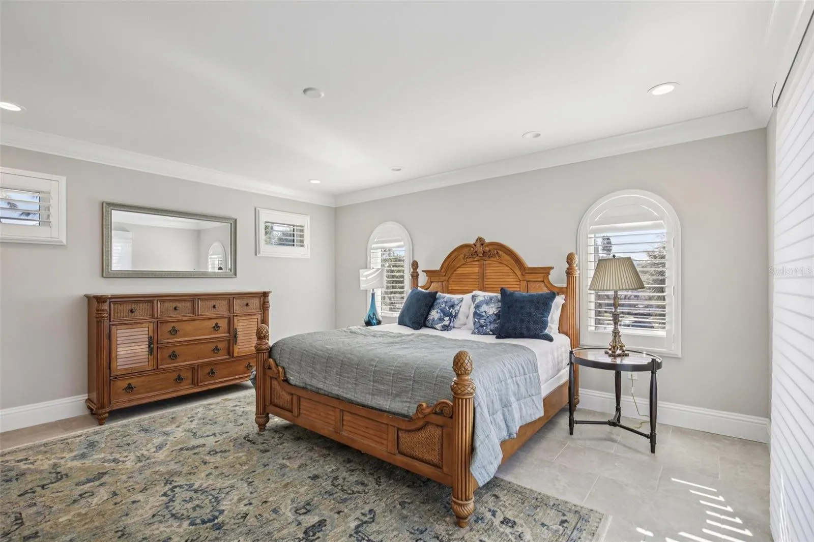 Guest bedroom upstairs
