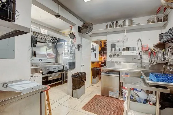 Commercial Kitchen