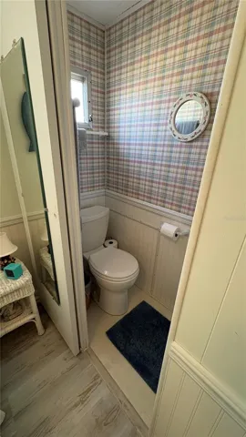 en-suite half bath