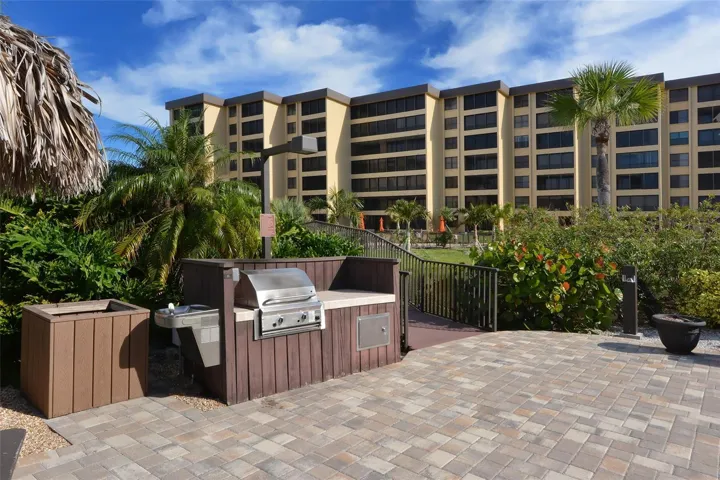 Gulf & Bay Common Grounds