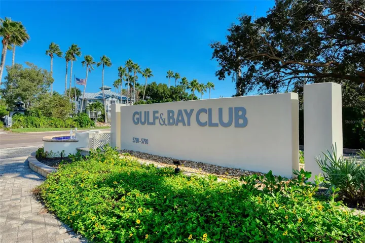 Entry to Gulf Side Gulf & Bay Club