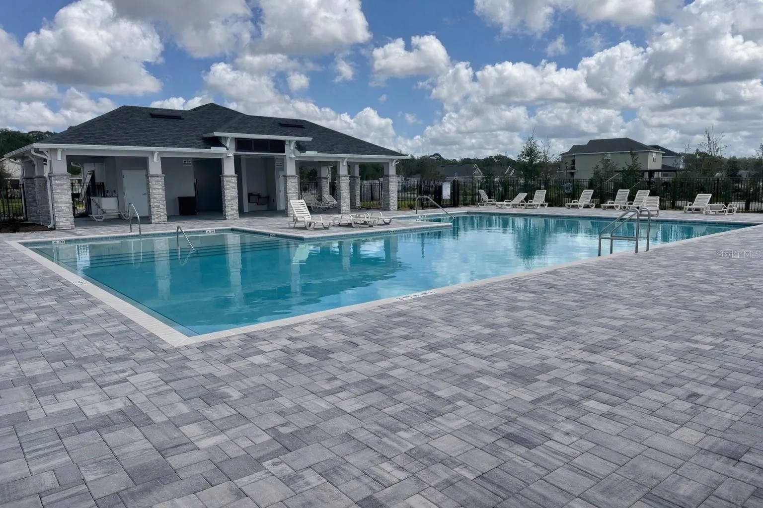 COMMUNITY POOL LEFT VIEW