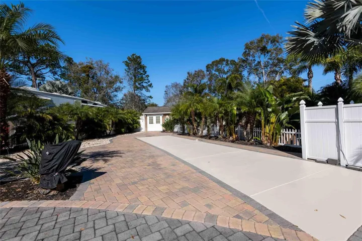 Beautifully landscaped and freshly painted