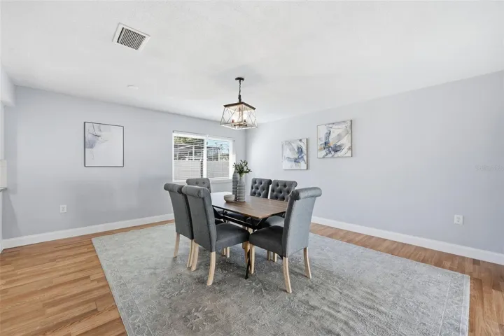 VERY SPACIOUS DINING ROOM