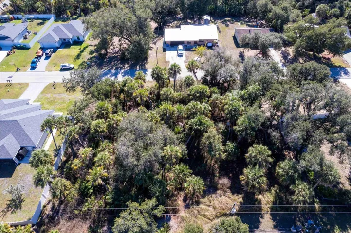 PUNTA GORDA AIRPORT is just 15 miles away, adding to the CONVENIENCE.