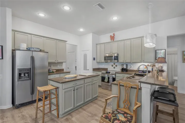 Kitchen with Island