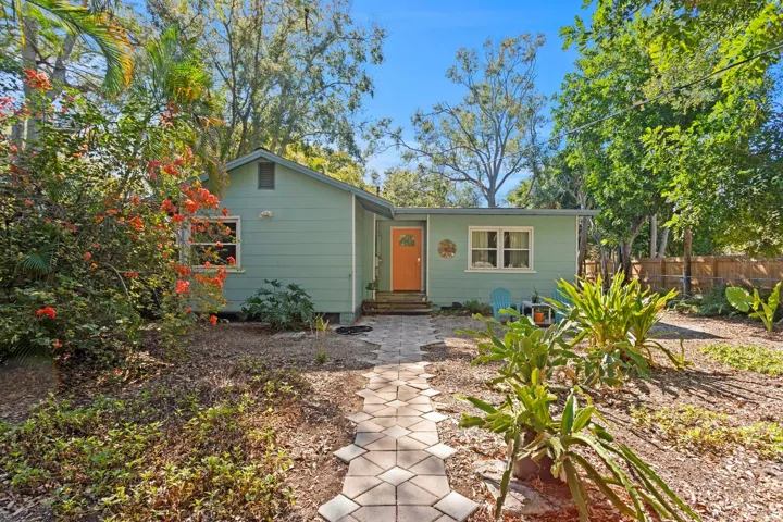 Charming bungalow