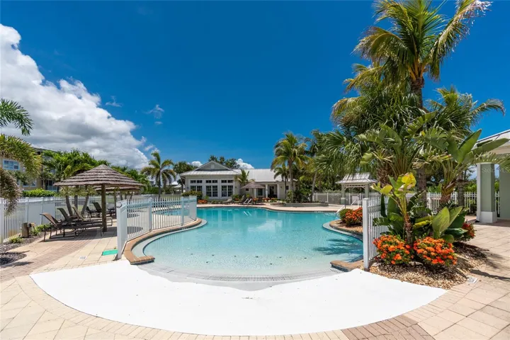 Zero Entry Community Pool
