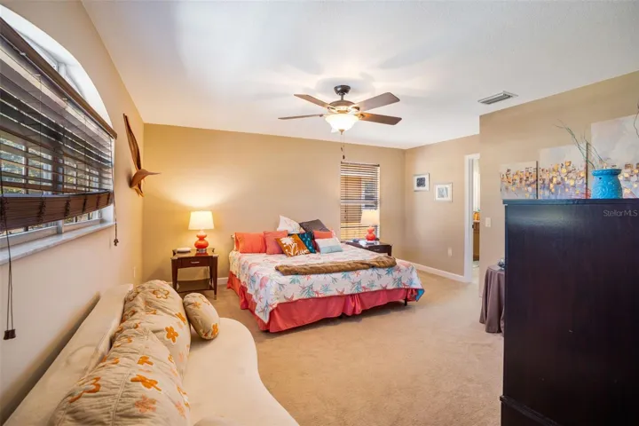 2nd Floor Suite