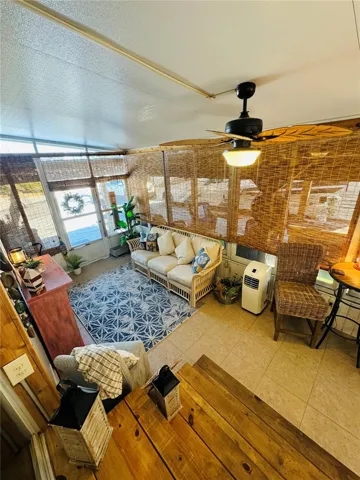 Florida Room - Entrance