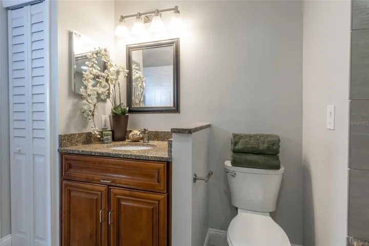 This Ensuite Bath Is True Luxury: All NEW Cabinets, Granite, Mirror, Lights, Toilette