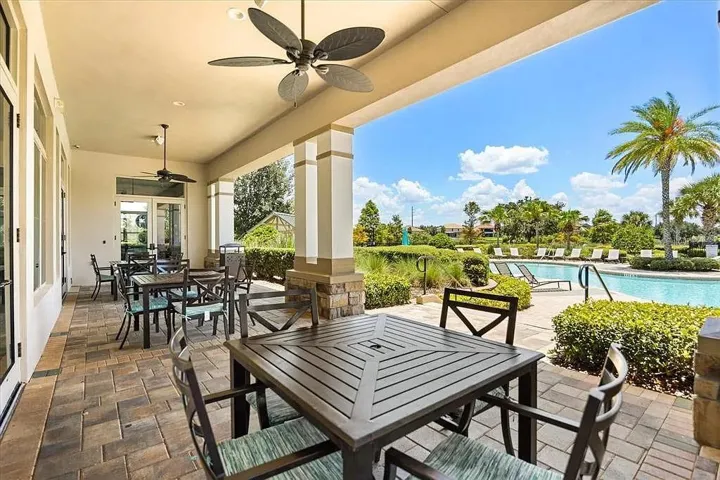 Clubhouse lanai
