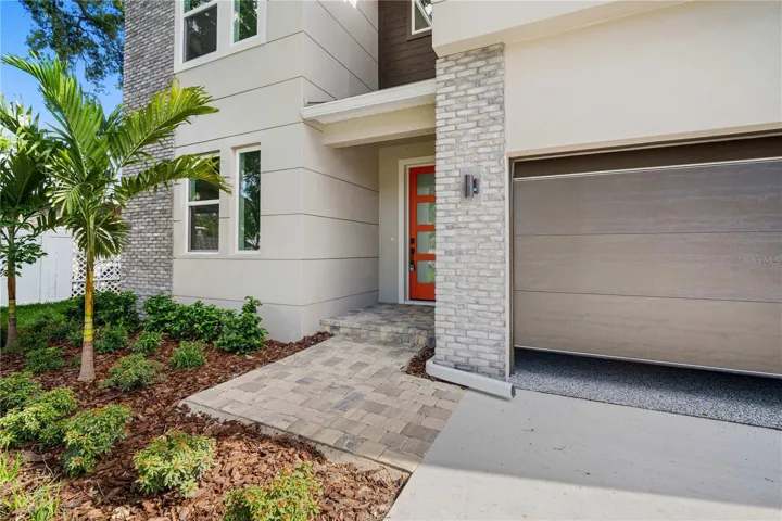 PAVED ENTRY WAY