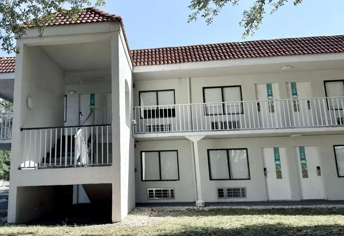 Front of Building, Second Floor Corner Unit