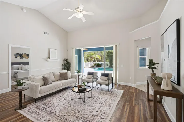 Expansive Livingroom w/ Stunning Outdoor Views