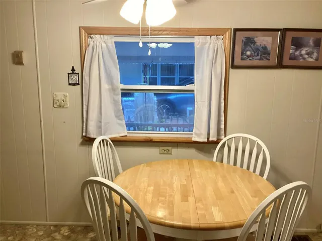 Kitchen area