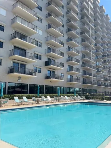 Chateau Towers