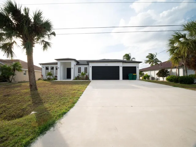 4129 Flamingo Blvd