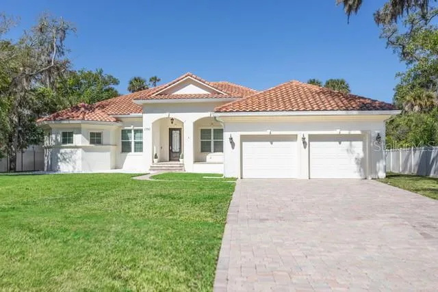 Front View MAIN Photo