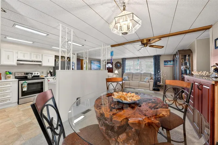Dining room