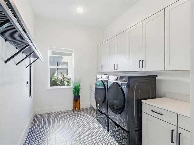 Indoor Utility Laundry Room