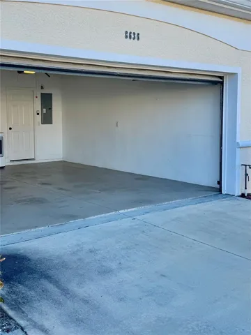 Large 2 car garage with washer/dryer hookup.
