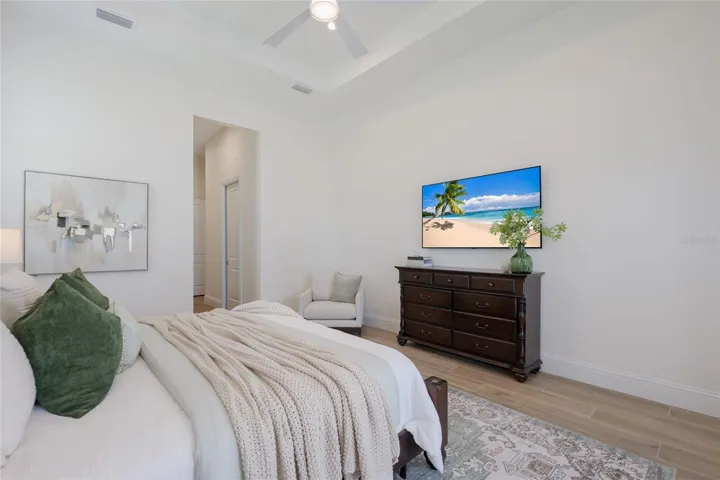 Primary suite