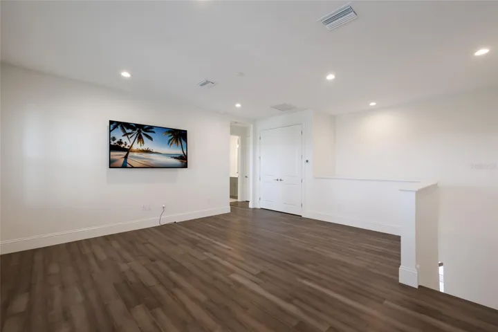 Second level bonus room with extra large storage closet