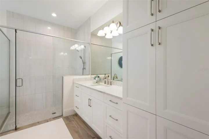 Primary en suite