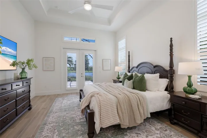 Primary suite with double door access to lanai